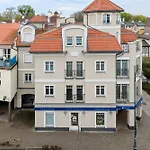 Grunwaldzka Bright Apartment With Balcony By Noclegi Renters