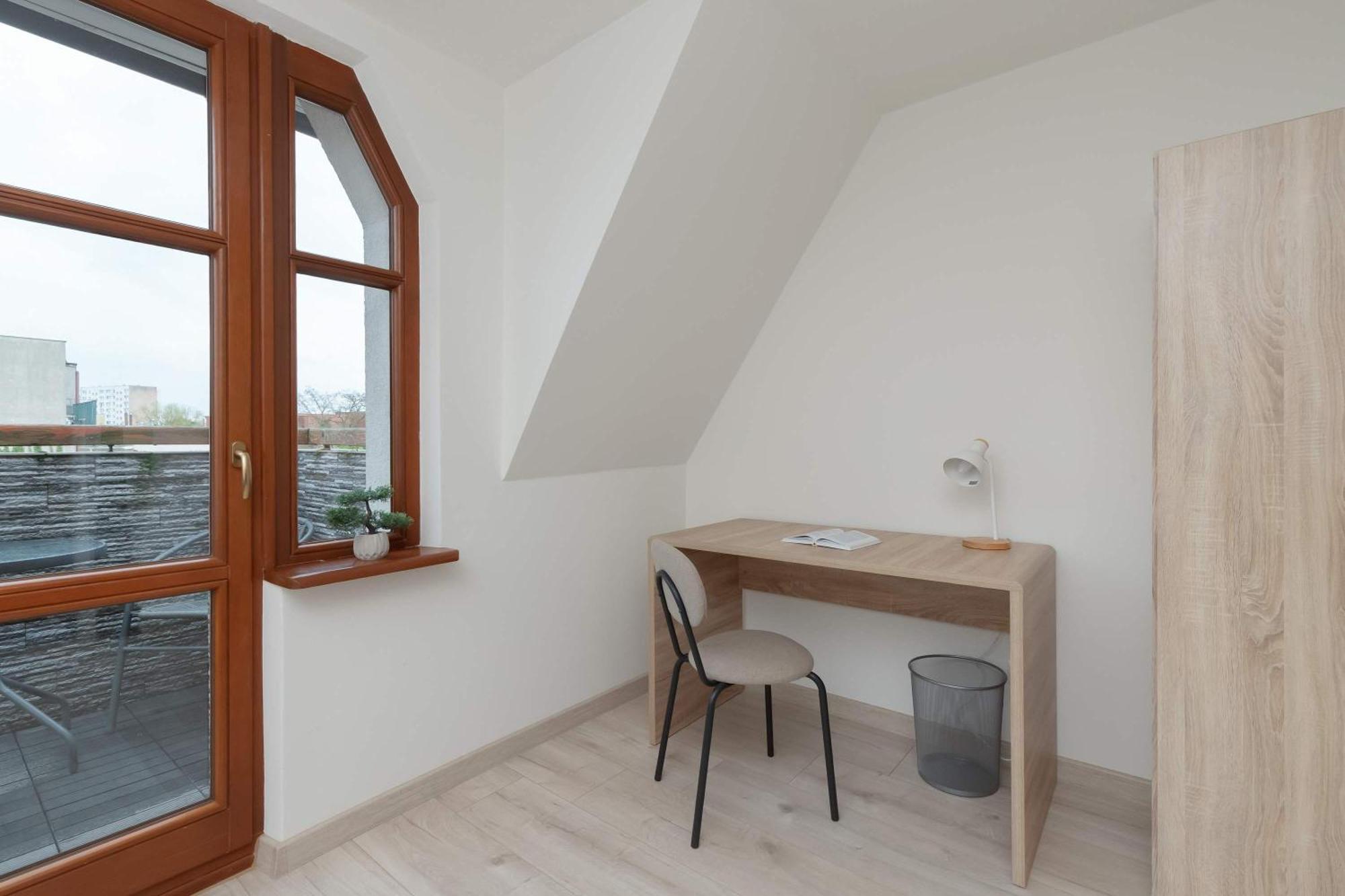 Grunwaldzka Bright With Balcony By Renters